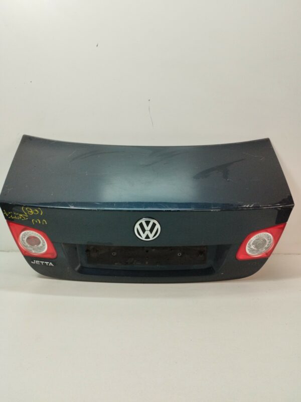 TAPA BAUL VOLKSWAGEN JETTA (1K2) Edition DIESEL Motor 1,9 Ltr.  105 CV  [2005 - 2010] 4 Puertas
