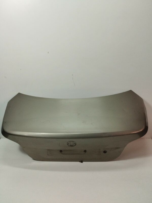 TAPA BAUL BMW SERIE 5 BERLINA (E60) 2.0 Turbodiesel CAT DIESEL Motor 2,0 Ltr.  177 CV  [2003 - 2010] 3 Puertas