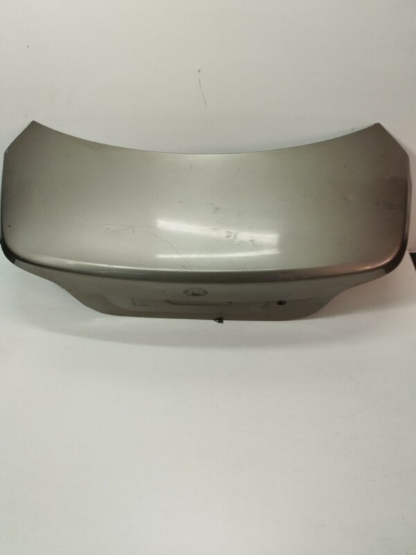 TAPA BAUL BMW SERIE 5 BERLINA (E60) 2.0 Turbodiesel CAT DIESEL Motor 2,0 Ltr.  177 CV  [2003 - 2010] 3 Puertas - Imagen 2