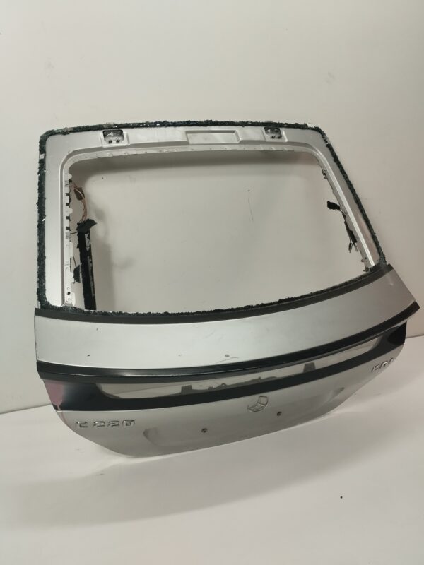 PORTON TRASERO MERCEDES CLASE C (W203) SPORTCOUPE C 220 CDI (LA) (203.708) DIESEL Motor 2,2 Ltr.  150 CV  [2000 - 2008] 3 Puertas