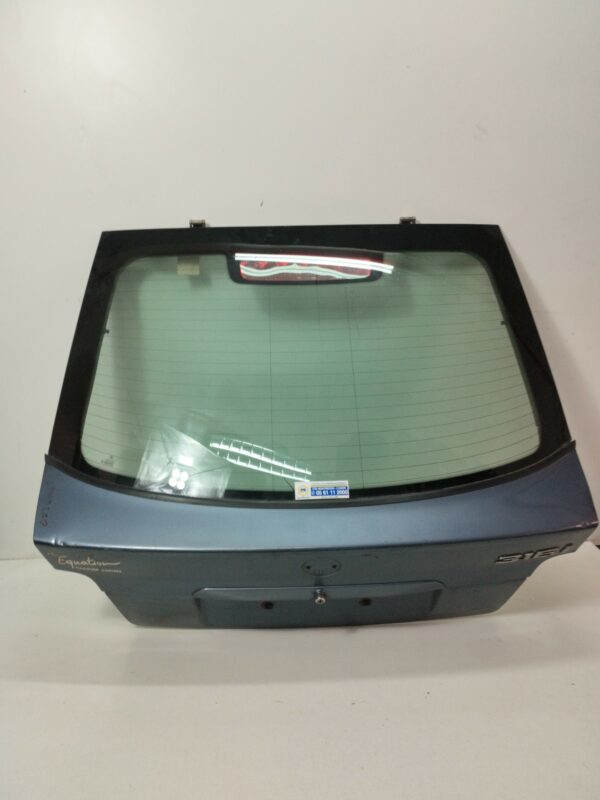 PORTON TRASERO BMW SERIE 3 COMPACTO (E36) 316i NAFTA 95 Motor 1,6 Ltr.  102 CV  [1994 - 2001] 3 Puertas - Imagen 3