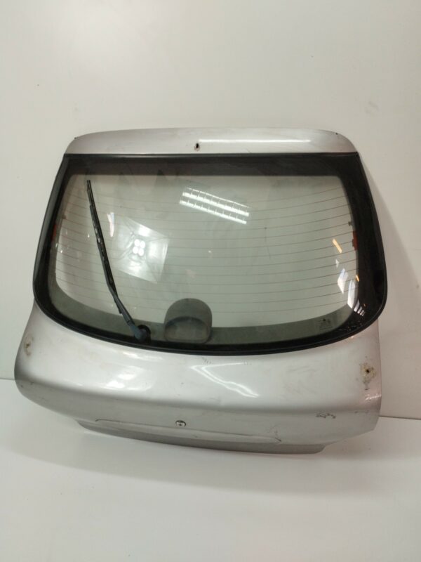 PORTON TRASERO HYUNDAI ACCENT (X3) 1.3 GLS NAFTA Motor 1,3 Ltr.  60 CV  [1994 - 1997] 5 Puertas - Imagen 2