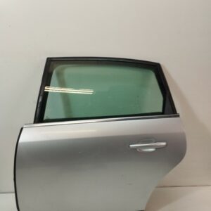 PUERTA TRASERA IZQUIERDA CITROEN C4 BERLINA Collection DIESEL Motor 1,6 Ltr.  109 CV  [2004 - 2011] 5 Puertas