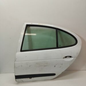 PUERTA TRASERA IZQUIERDA RENAULT MEGANE I CLASSIC (LA0) 1.9 D Europa DIESEL Motor 1,9 Ltr.  64 CV  [1996 - 2001] 4 Puertas