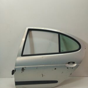 PUERTA TRASERA IZQUIERDA RENAULT MEGANE I CLASSIC (LA0) 1.9 D Europa DIESEL Motor 1,9 Ltr.  64 CV  [1996 - 2001] 4 Puertas