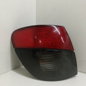 FAROL TRASERO IZQUIERDO EXTERIOR PEUGEOT 406 BREAK (S1/S2) SV NAFTA 95 Motor 3,0 Ltr.  190 CV  [1997 - 2005] 5 Puertas