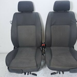 BUTACAS DELANTERAS VOLKSWAGEN POLO BERLINA (6N2) Trendline NAFTA 95 Motor 1,4 Ltr.  75 CV  [1999 - 2002] 3 Puertas