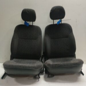 BUTACAS DELANTERAS CITROEN SAXO 1.5 D Furio DIESEL Motor 1,5 Ltr.  57 CV  [1999 - 2004] 5 Puertas