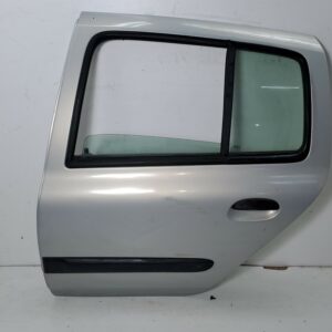 PUERTA TRASERA IZQUIERDA RENAULT CLIO II FASE II (B/CB0) Dynamique NAFTA Motor 1,2 Ltr.  75 CV  [2001 - 2013] 3 Puertas