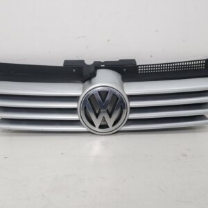 REJILLA DELANTERA VOLKSWAGEN BORA BERLINA (1J2) Highline DIESEL Motor 1,9 Ltr.  110 CV  [1998 - 2005] 4 Puertas