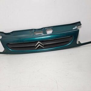 REJILLA DELANTERA CITROEN SAXO 1.5 D Seduction DIESEL Motor 1,5 Ltr.  57 CV  [1996 - 2000] 5 Puertas