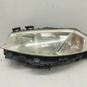 FARO DELANTERO IZQUIERDO RENAULT MEGANE II BERLINA 5P Authentique DIESEL Motor 1,5 Ltr.  101 CV  [2002 - 2009] 5 Puertas
