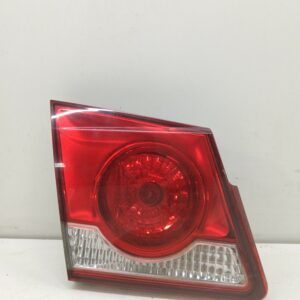 FAROL TRASERO IZQUIERDO INTERIOR CHEVROLET CRUZE LS DIESEL Motor 2,0 Ltr.  125 CV  [2009 - 2014] 4 Puertas