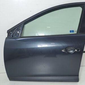PUERTA DELANTERA IZQUIERDA RENAULT MEGANE III BERLINA 5 P Dynamique DIESEL Motor 1,5 Ltr.  106 CV  [2008 - 2016] 5 Puertas