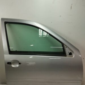 PUERTA DELANTERA IZQUIERDA VOLKSWAGEN BORA BERLINA (1J2) Highline DIESEL Motor 1,9 Ltr.  110 CV  [1998 - 2005] 4 Puertas