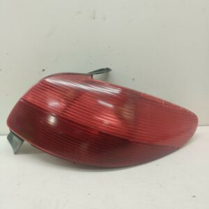 FAROL TRASERO IZQUIERDO EXTERIOR PEUGEOT 206 BERLINA XS DIESEL Motor 2,0 Ltr.  90 CV  [1998 - 2010] 3 Puertas