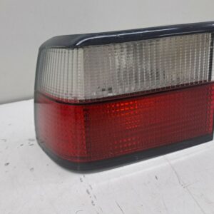 FAROL TRASERO IZQUIERDO EXTERIOR CITROEN XANTIA BERLINA 1.9 Turbodiesel (DHX. D8B / XUD9TE) DIESEL Motor 1,9 Ltr.  92 CV  [1993 - 1997] 3 Puertas