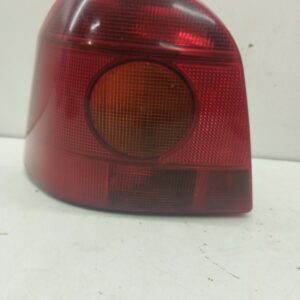 FAROL TRASERO IZQUIERDO EXTERIOR RENAULT TWINGO (CO6) 1.3 (C063/64) NAFTA 95 Motor 1,3 Ltr.  54 CV  [1993 - 2007] 3 Puertas
