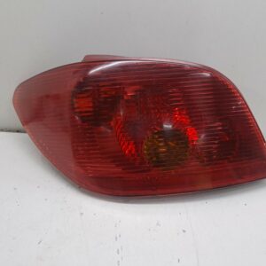 FAROL TRASERO IZQUIERDO EXTERIOR PEUGEOT 307 (S1) XR NAFTA Motor 1,6 Ltr.  109 CV  [2001 - 2005] 5 Puertas