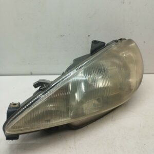 FARO DELANTERO IZQUIERDO PEUGEOT 206 BERLINA XR NAFTA Motor 1,4 Ltr.  75 CV  [1998 - 2010] 5 Puertas