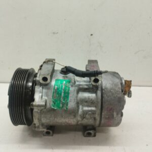 COMPRESOR AIRE ACONDICIONADO RENAULT MEGANE I CLASSIC (LA0) 1.9 D Europa DIESEL Motor 1,9 Ltr.  64 CV  [1996 - 2001] 4 Puertas