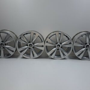 JUEGO DE LLANTAS RENAULT KOLEOS 2.0 dCi Diesel FAP CAT DIESEL Motor 2,0 Ltr.  173 CV  [2008 - 2015] 3 Puertas