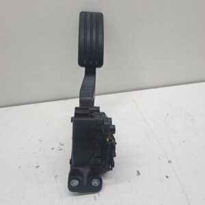 ACELERADOR ELECTRONICO RENAULT DUSTER Ambiance 4x2 DIESEL Motor 1,5 Ltr.  86 CV  [2010 - 0] 5 Puertas