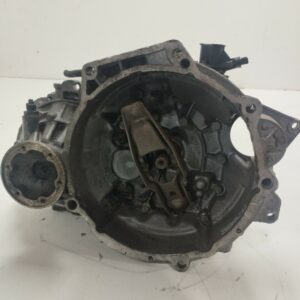 CAJA CAMBIOS VOLKSWAGEN PASSAT BERLINA (312) CL DIESEL Motor 1,9 Ltr.  75 CV  [1988 - 0] 0 Puertas