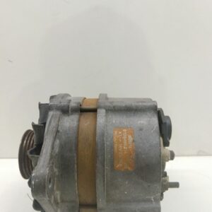 Detalle de alternador Peugeot