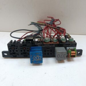 Caja Reles / Fusibles Audi A4 Berlina (B5) 1999-2000 1.8 T 1.8L 110kW 8L0941822A