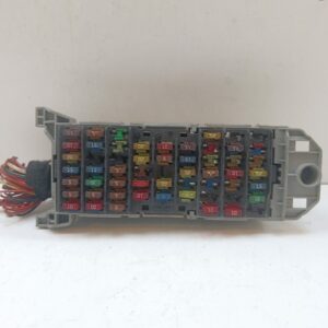 Caja Reles / Fusibles Chevrolet Meriva 2003-2008 1.7 16V CDTI 1.7L 74kW 93363136