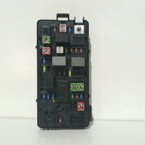 Caja Reles / Fusibles Chevrolet Spark 2009-2016 Basis 1.0L 50kW 95020934