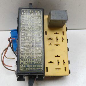 Caja Reles / Fusibles Chevrolet Spark Gt 2009-2016 Basis 1.0L 50kW 96908390