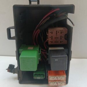 Caja Reles / Fusibles Chevrolet Zafira A 1999-2005 2.0 DTI 2.0L 74kW 90560119