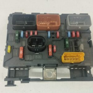 Caja Reles / Fusibles Citroën C2 2003-2010 Furio 1.4L 50kW 9664055480