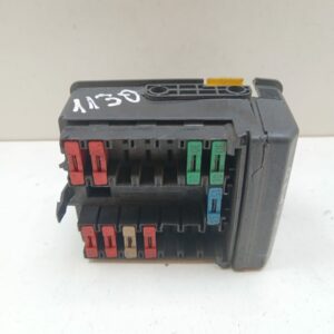 Caja Reles / Fusibles Citroën Saxo 1999-2004 1.5 D Furio 1.5L 42kW PA66B2013
