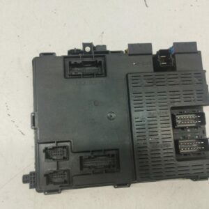 Caja Reles / Fusibles Citroën Xsara Berlina 1997-2005 1.9 TD Exclusive 9649490989