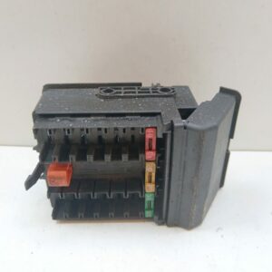 Caja Reles / Fusibles Citroën Xsara Berlina 1997-2005 1.9D Tonic 1.9L 51kW PA66B2013