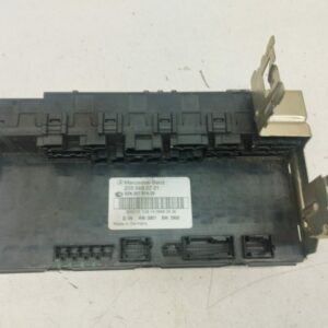 Caja Reles / Fusibles Mercedes-Benz Clase Clk (W209) Cabrio 2003-2009 2035450701