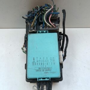 Caja Reles / Fusibles Mitsubishi L 200 (KA0/KB0) 2006-2015 2323006120