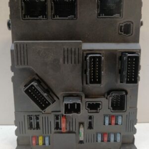 Caja Reles / Fusibles / Modulo Bsi Citroën C3 1995-2010 1.4 HDi 1.4L 50kW S118085200L