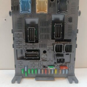 Caja Reles / Fusibles / Modulo Bsi Citroën C4 Berlina 2004-2011 966405908001