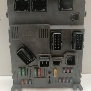 Caja Reles / Fusibles / Modulo Bsi Peugeot 206 Berlina 1998-2010 XT 1.4L 50kW 9650584680