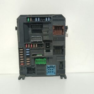 Caja Reles / Fusibles / Modulo Bsi Peugeot 308 2013-2021 Access 1.6L 73kW 9807054180