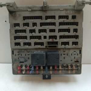 Caja Reles / Fusibles Peugeot 205 Berlina 1983-1998 XAD / XAD Multi 1.8L 44kW