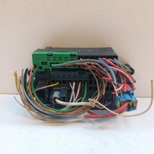 Caja Reles / Fusibles Peugeot 306 Berlina 4 Puertas (S1) 1994-1997 Style D 9635518180