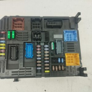 Caja Reles / Fusibles Peugeot Expert Furgón 2016-Actualidad Pro Standard 983288028000