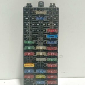 Caja Reles / Fusibles Renault Clio Ii Fase Ii (B/CB0) 2001-2013 Authentique 1805291052