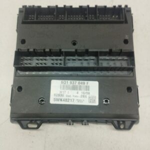 Caja Reles / Fusibles Volkswagen Fox (5Z1) 2005-2012 Básico 1.4L 55kW 6Q1937049F