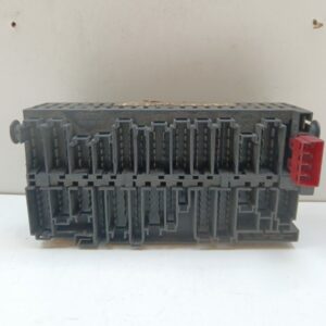 Caja Reles / Fusibles Volkswagen Passat Berlina (3C2) 2005-2010 Advance 357937038